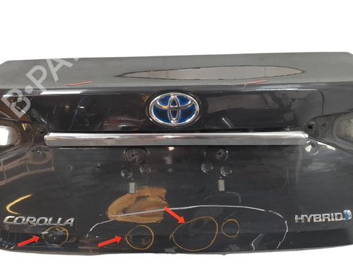 Klapa tylna bagażnika TOYOTA COROLLA Saloon (_E21_) 1.8 VVTi Hybrid (ZWE211) 6440102F30