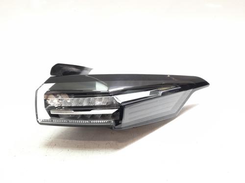 Used Right taillight PEUGEOT 308 SW III (FC_, FJ_, FR_, F4_, FN_) PureTech 130 (FRHNSL, FRHNST) (131 hp) 28163293