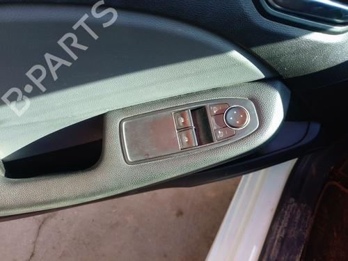 Used Left front window switch Left front window switch RENAULT CLIO V (B7_) 1.5 Blue dCi 85 (B7AG) (86 hp) 34041377 34041377