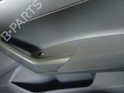 Used Right front window switch Right front window switch 37200014 37200014