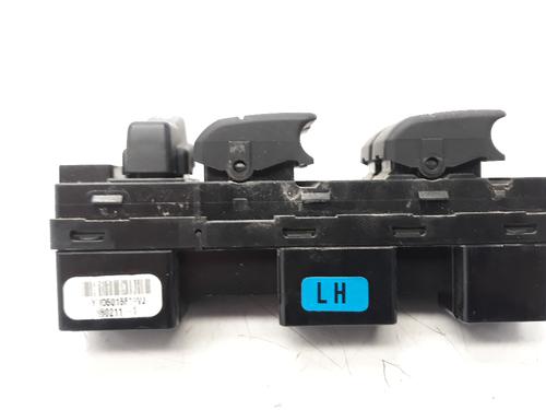 Left front window switch LAND ROVER DISCOVERY III (L319) 2.7 TD 4x4 | BP7520106I27 