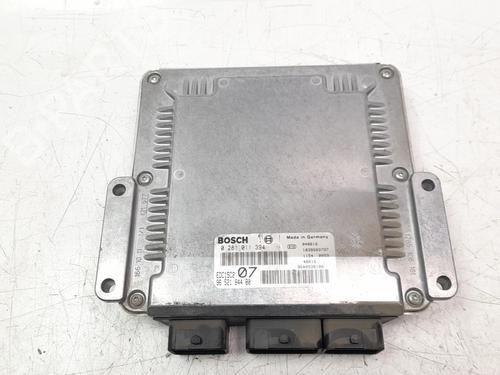 Used Engine control unit (ECU) CITROËN C5 I (DC_) [2001-2005]  15764053
