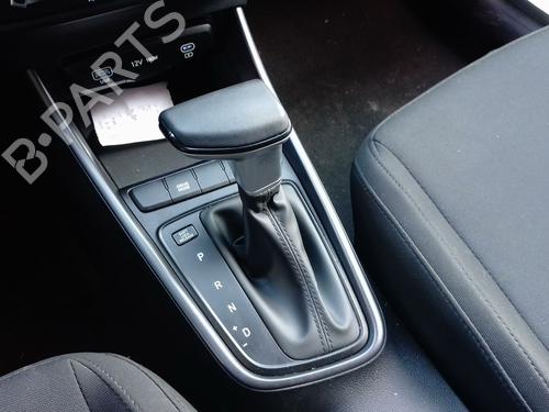 Used Gear lever HYUNDAI i20 III (BC3, BI3) 1.0 T-GDI (101 hp) 31665818