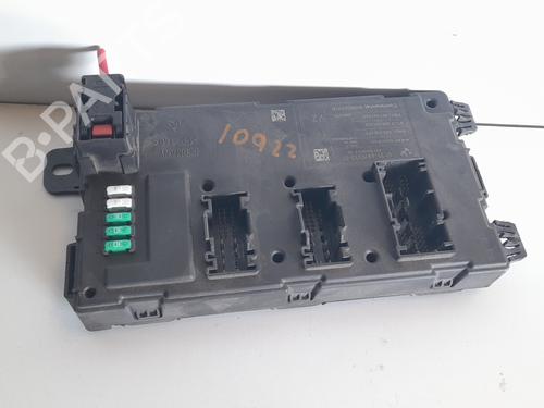 Used Fuse box BMW 3 Gran Turismo (F34) 320 d (184 hp) 18296709