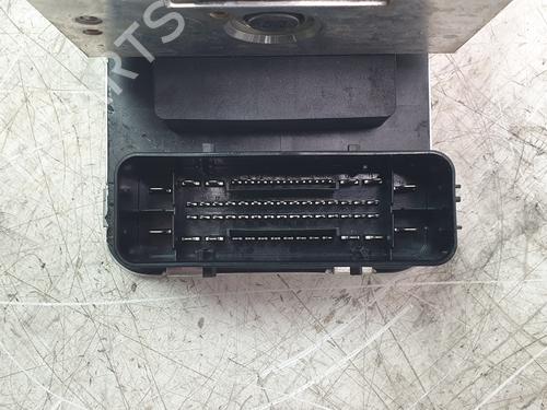 Used ABS pump VOLVO S60 III (224) T5 (250 hp) 30262275