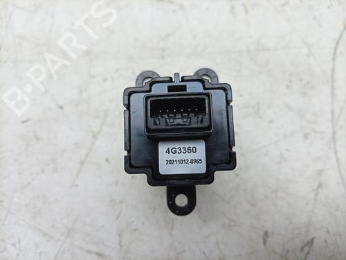 Warning switch KIA SPORTAGE V (NQ5) 1.6 T-GDI MHEV | BP38289449I22 - Image 2