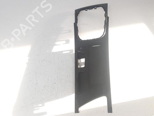 Used Ashtray RENAULT MEGANE IV Grandtour (K9A/M/N_) 1.8 Blue dCi 150 (K9A7) (150 hp) 17130831