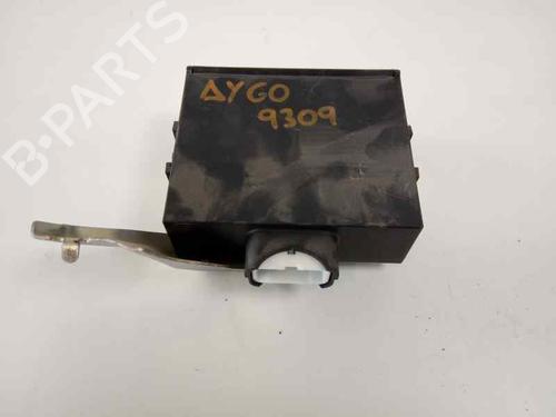 Used Comfort control module TOYOTA AYGO (_B1_) 1.0 (KGB10_, KGB10R) (68 hp) 2819297