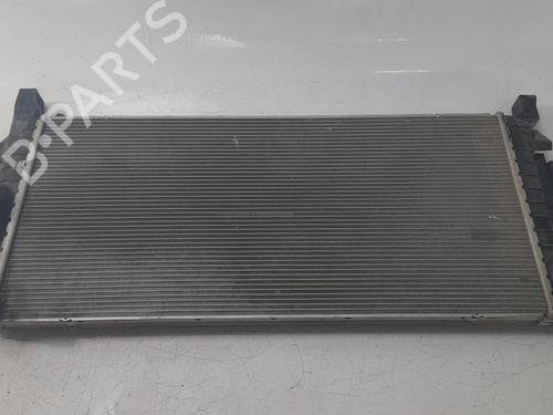Radiateur à eau BMW 1 (F40) 118 d (150 hp) 31829276