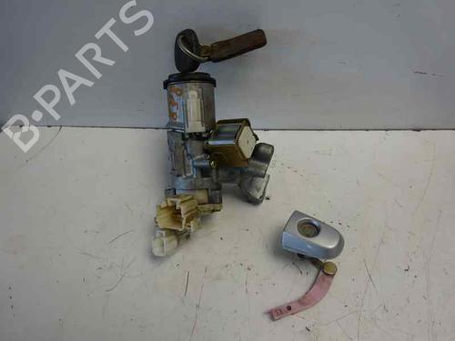 Used Ignition barrel TOYOTA RAV 4 II (_A2_) 2.0 4WD (ACA21, ACA20) (150 hp) 370701