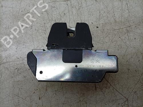 tailgate-lock-ds-ds-3-ds-3-crossback-ur_-uc_-uj_-2018-32035313 main image