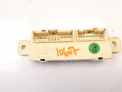 fuse-box-kia-ceed-jd-16-crdi-128-919402h130-2012-2013-2014-2015-2016-2017-2018-10043323 main image