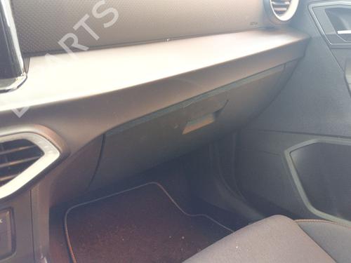 Used Glove box SEAT IBIZA V (KJ1, KJG) 1.0 TSI (95 hp) 28098503