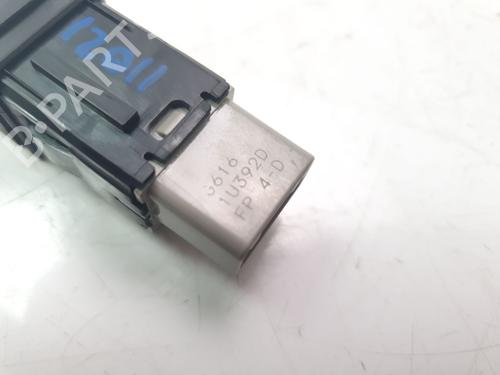 Switch TOYOTA COROLLA Hatchback (_E21_, _EA1_, _EH1_)  | BP27397834I30 
