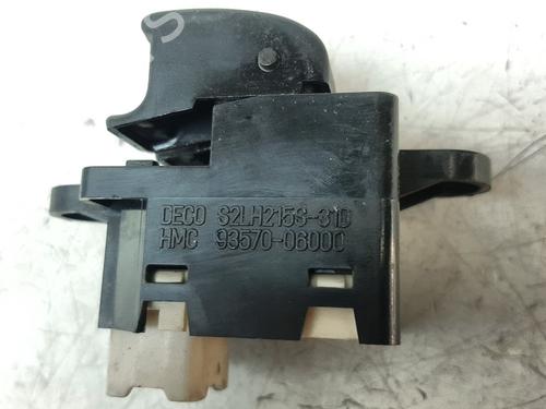 Left front window switch HYUNDAI ATOS (MX) 1.0 i | BP19172567I27 