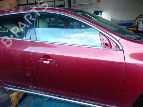 Used Right front door Right front door VOLVO V60 I (155) D3 / D4 (163 hp) 33469560 33469560