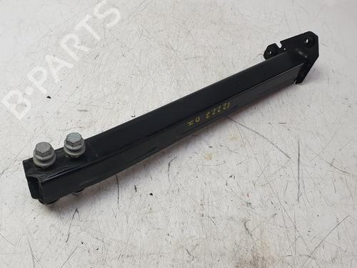 Used Front bumper reinforcement Front bumper reinforcement RENAULT CAPTUR II (HF_) TCe 90 (HFM6) (91 hp) 32977835 32977835