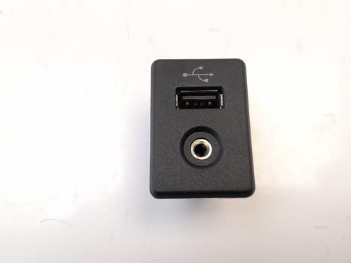 Used Electronic module NISSAN NOTE (E12) 1.5 dCi (90 hp) 10510464