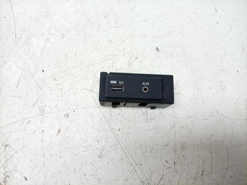 electronic-module-audi-a3-sportback-8va-8vf-2012-2013-2014-2015-2016-2017-2018-2019-2020-2021-40443669 main image