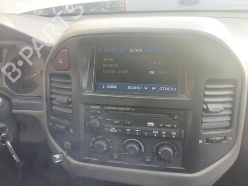 Used Radio MITSUBISHI PAJERO III (V7_W, V6_W) 3.2 Di-D (V68W, V78W) (165 hp) 29745499