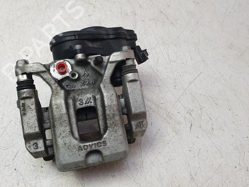 Used Right rear brake caliper Right rear brake caliper TOYOTA RAV 4 V (_A5_, _H5_) 2.5 Hybrid (AXAH52) (218 hp) 33758003 33758003