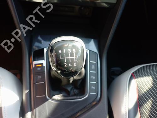 Used Shift knob Shift knob VW TIGUAN (AD1, AX1) 1.5 TSI (150 hp) 40237631 40237631