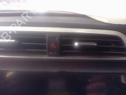 Used Warning switch Warning switch MG MG ZS SUV (AZS1) 1.0 T-GDi (111 hp) 35724169 35724169
