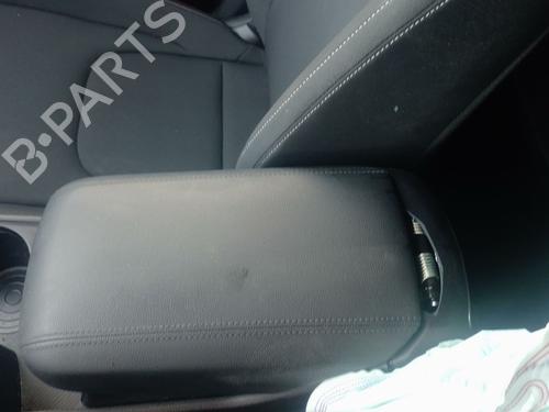 armrest-center-console-kia-sportage-v-nq5-2021-39668806 main image
