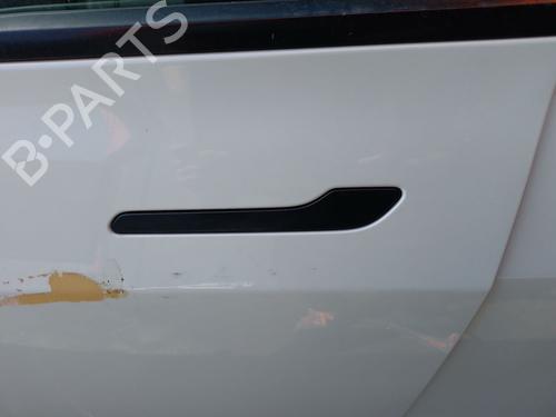 front-left-exterior-door-handle-tesla-model-3-5yj3-2017-34235647 main image
