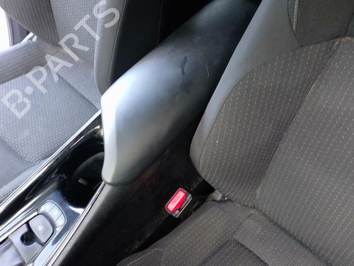 Used Armrest / Center console TOYOTA C-HR (_X1_) 1.8 Hybrid (ZYX10_, ZYX11_) (98 hp) 30931851