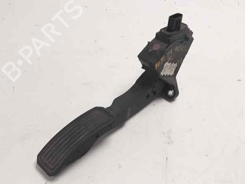 Used Pedal TOYOTA VERSO (_R2_) 2.0 D-4D (AUR20_, AUR20R) (126 hp) 5856436