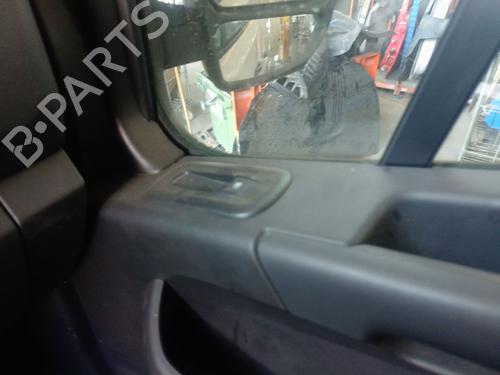 Used Right front window switch Right front window switch 39470670 39470670