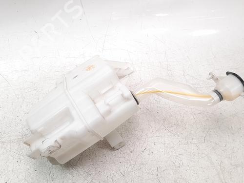 Used Windscreen washer tank TOYOTA PRIUS PLUS (_W4_) 1.8 Hybrid (ZVW40W, ZVW41W) (136 hp) 20489627
