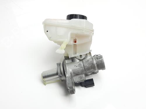 Used Brake master cylinder AUDI Q5 (FYB, FYG) 2.0 TDI (150 hp) 9187778