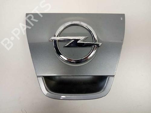 Used Tailgate handle OPEL ASTRA J (P10) 2.0 CDTI (68) (165 hp) 2504805