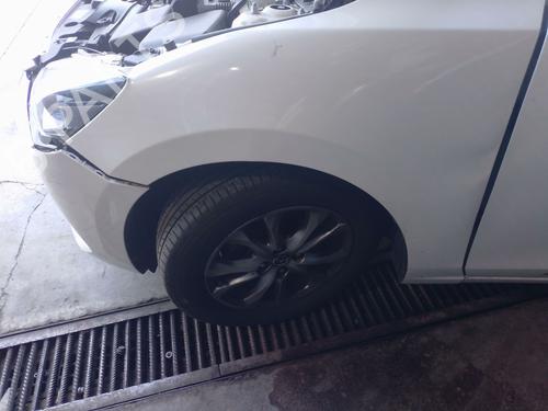 Used Left front steering knuckle Left front steering knuckle MAZDA 2 Hatchback (DL, DJ) 1.5 SKYACTIV-G (90 hp) 33618325 33618325