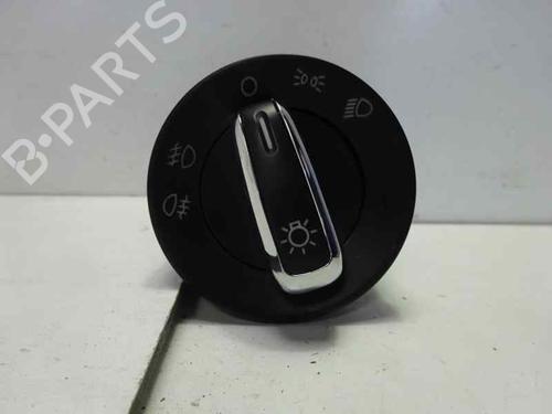 Used Headlight switch VW GOLF IV (1J1) [1997-2008]  2957749