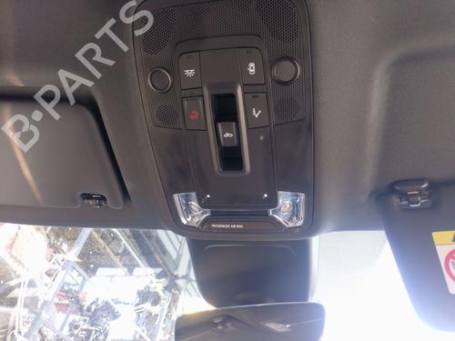 interior-roof-light-audi-q3-f3b-2018-34734732 main image