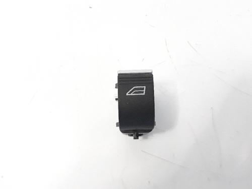 Used Right rear window switch FORD FOCUS III 1.5 TDCi (120 hp) 7453013