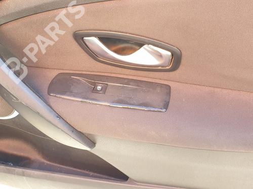 Used Right front window switch Right front window switch RENAULT MEGANE III Hatchback (BZ0/1_, B3_) 1.5 dCi (BZ09, BZ0D, BZ1W, BZ29, BZ14) (110 hp) 11030547 11030547