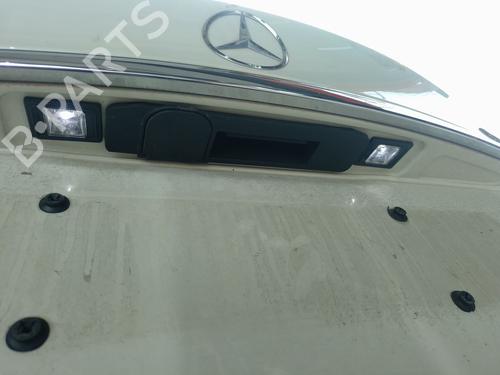 Used Tailgate handle Tailgate handle MERCEDES-BENZ GLA-CLASS (X156) GLA 200 CDI / d (156.908) (136 hp) 34193873 34193873