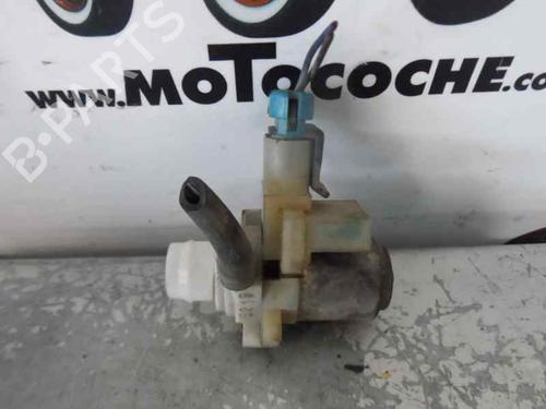 Used Washer pump CHRYSLER VOYAGER / GRAND VOYAGER III (GS_, NS_) 2.5 TD (116 hp) 14204433