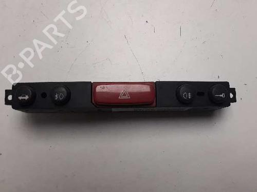 Used Warning switch ALFA ROMEO 147 (937_) 1.9 JTD (937.AXD1A, 937.BXD1A, 937.AXV1A, 937.BXB1A,... (115 hp) 4940620