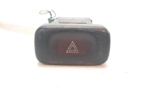 Used Warning switch NISSAN PRIMERA Hatchback (P10) 1.6 (102 hp) 4940772