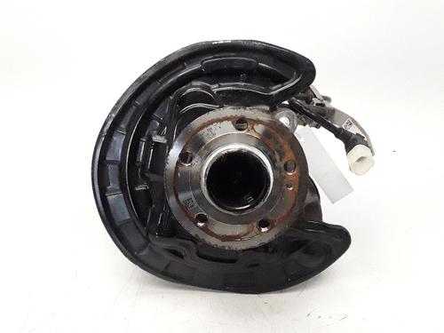Used Left rear steering knuckle MERCEDES-BENZ CLA (C118) CLA 180 (118.384) (136 hp) 8658841