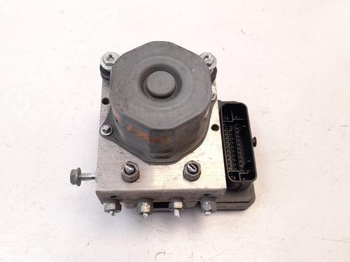 Used ABS pump RENAULT TWINGO III (BCM_, BCA_) 1.0 SCe 70 (71 hp) 8657240