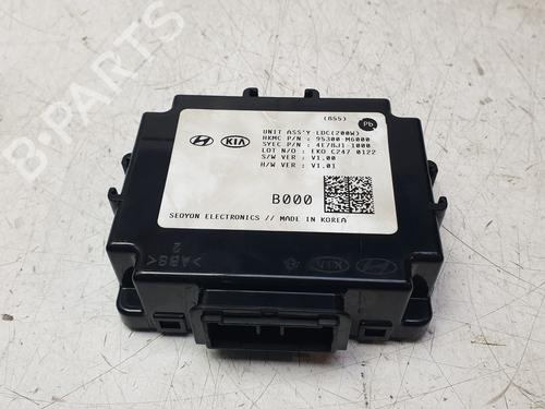 Used Electronic module Electronic module KIA CEED Sportswagon (CD) 1.0 T-GDI (101 hp) 33675240 33675240