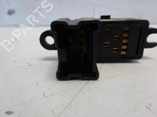Right rear window switch NISSAN NAVARA NP300 (D40) 2.5 dCi 4WD (D40TT, D40T, D40M, D40BB) | BP1369780I28 