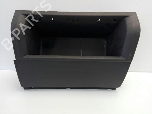 Glove box VW CADDY III Box Body/MPV (2KA, 2KH, 2CA, 2CH) 1.9 TDI (105 hp) 2130941