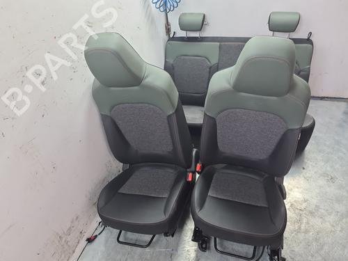 Used Seats set Seats set 39525834 39525834
